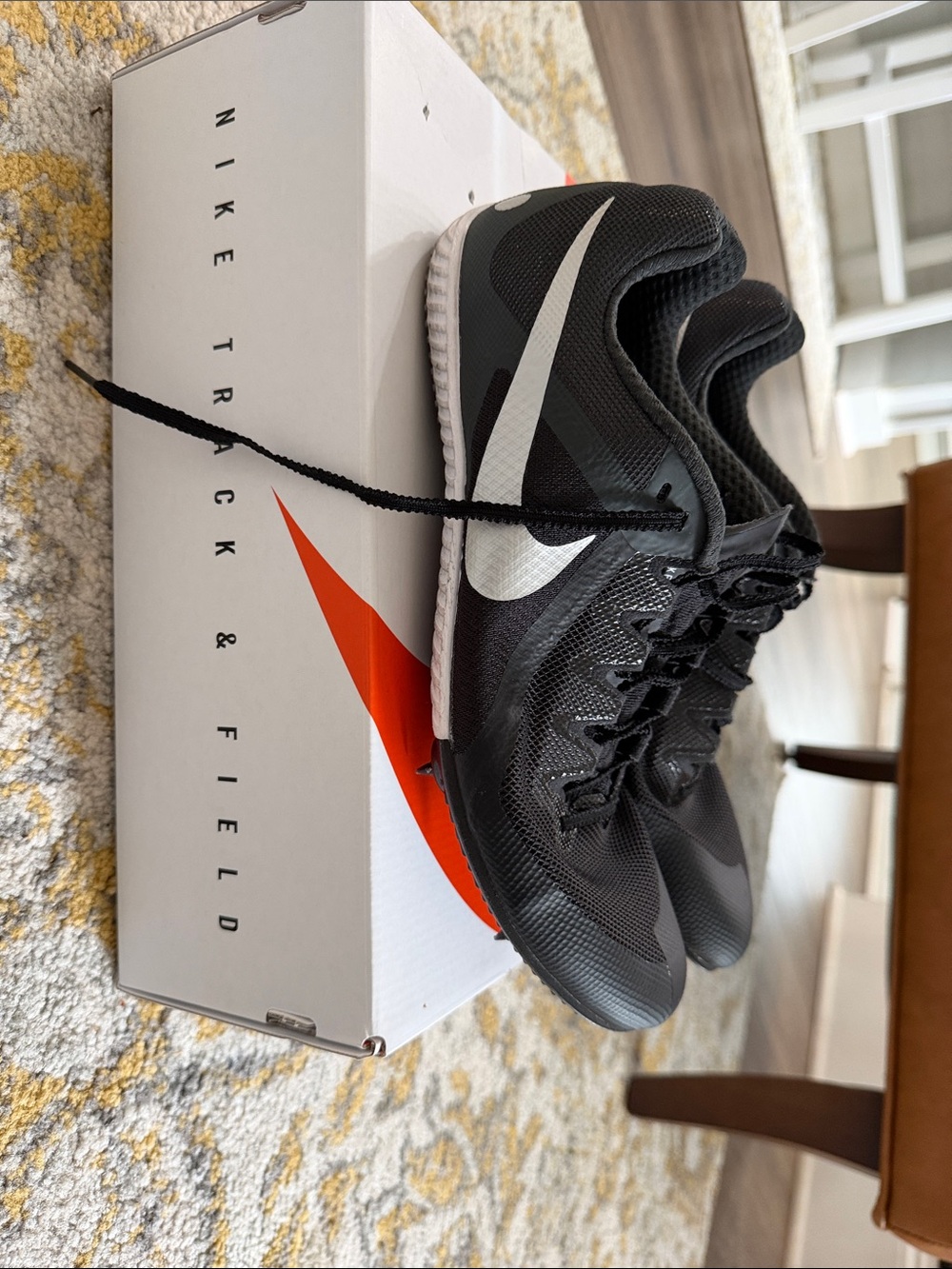 Nike Men's Black & White Track Athletic Shoes